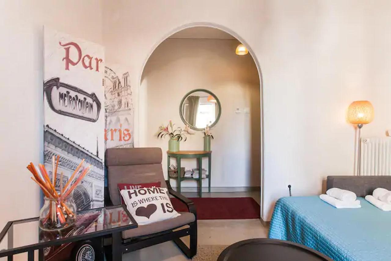 Openair Hot Tub/Big Balcony/Great Boutique Apt Athens Ngoại thất bức ảnh