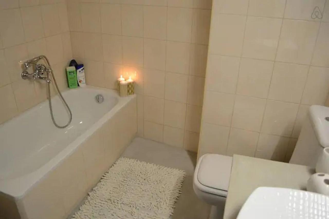 Openair Hot Tub/Big Balcony/Great Boutique Apt Athens Ngoại thất bức ảnh