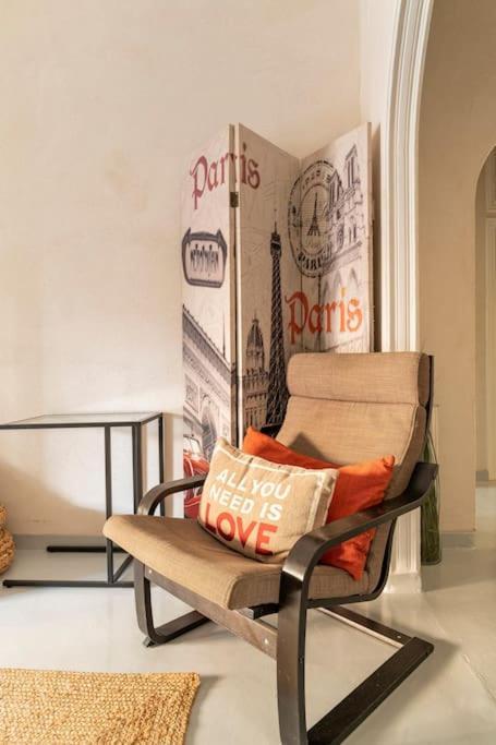 Openair Hot Tub/Big Balcony/Great Boutique Apt Athens Ngoại thất bức ảnh